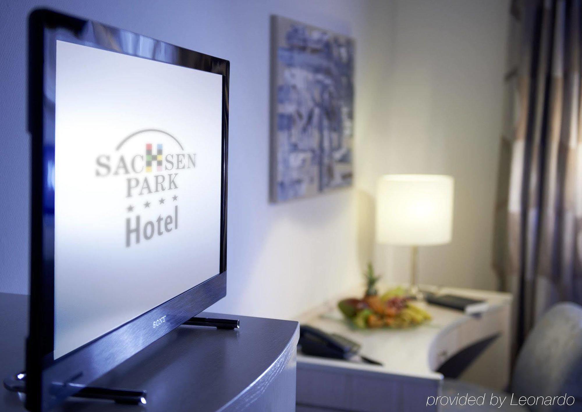 Sachsenpark-Hotel Λειψία Εξωτερικό φωτογραφία